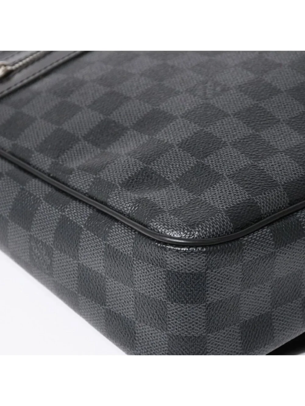 Louis Vuitton Daniel MM Shoulder Bag Damier Graphite Black Silver